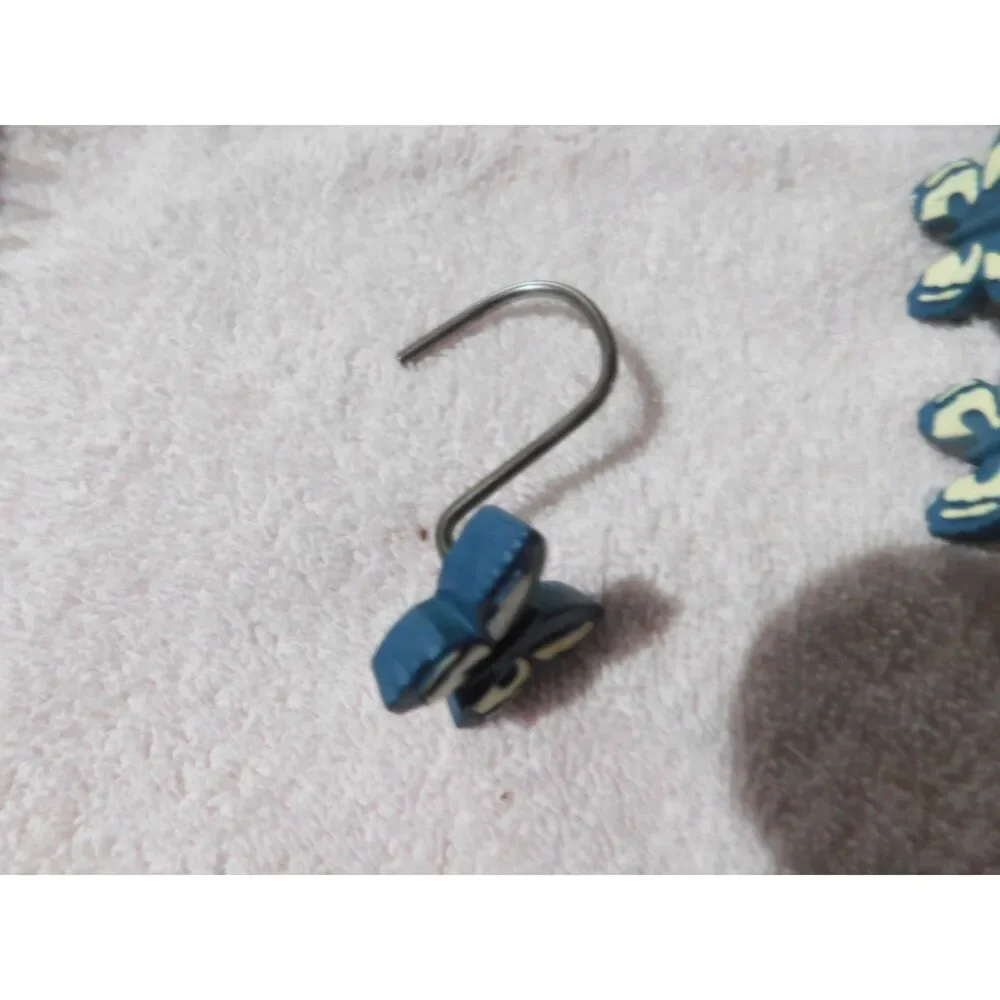 12 Vintage Blue and White Butterfly shower Curtain Hooks excellent condition